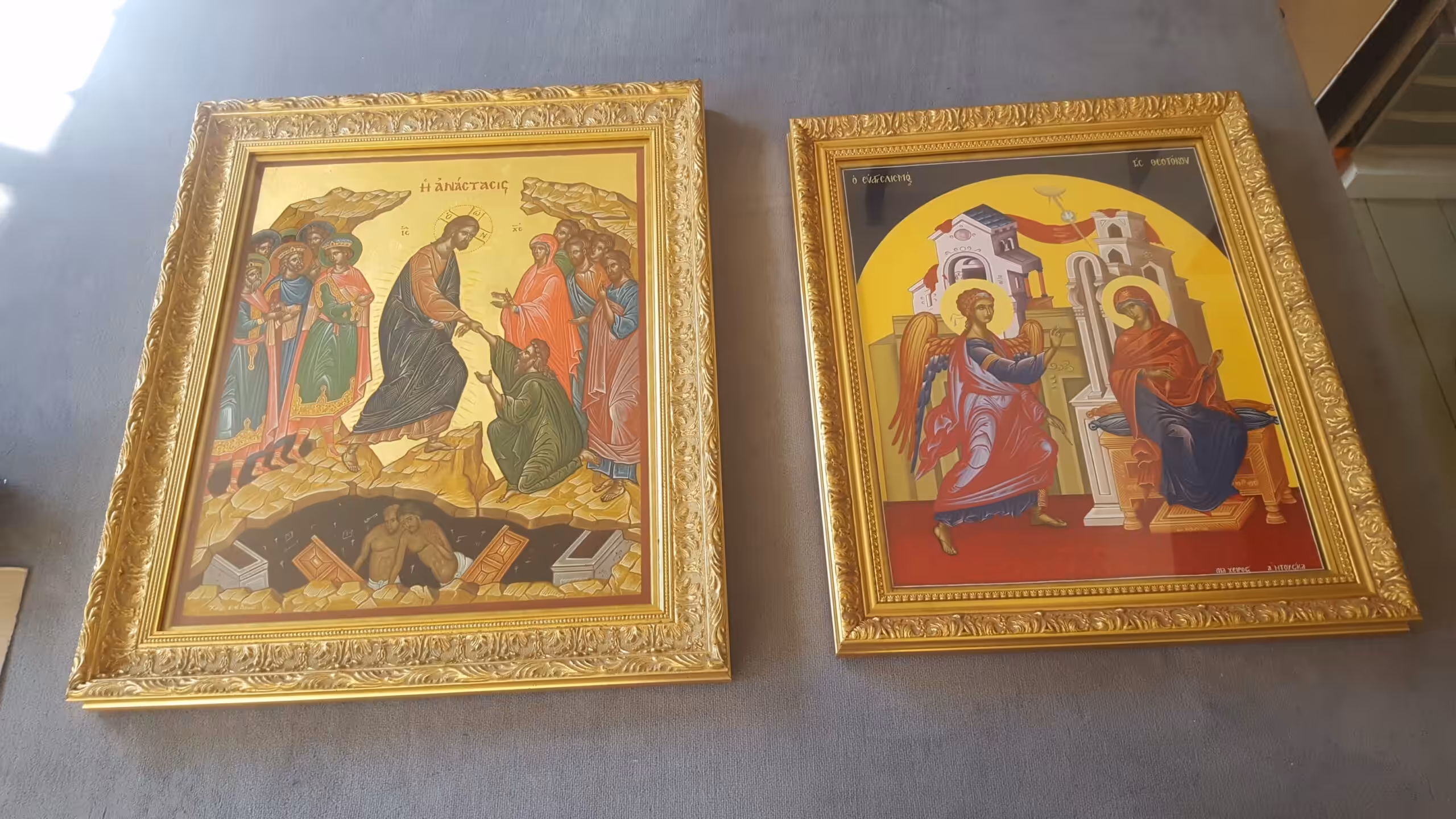 Ειδικά φινιρίσματα σε ξύλινες κορνίζες κατόπιν παραγγελίας